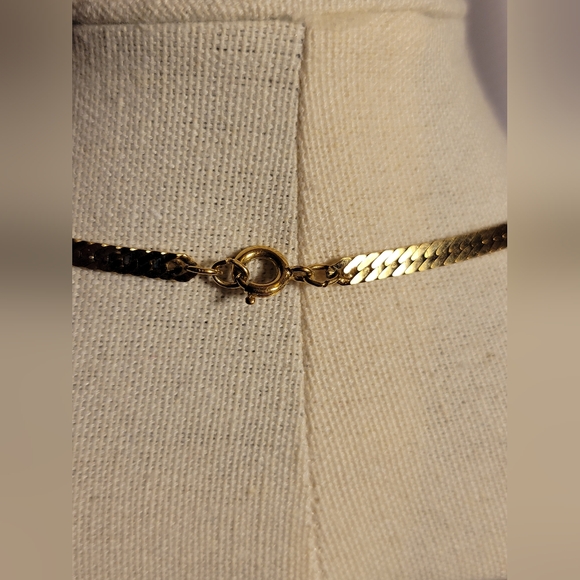 Trifari Gold Tone Statement Necklace With Cream Enamel Vintage - Picture 5 of 8